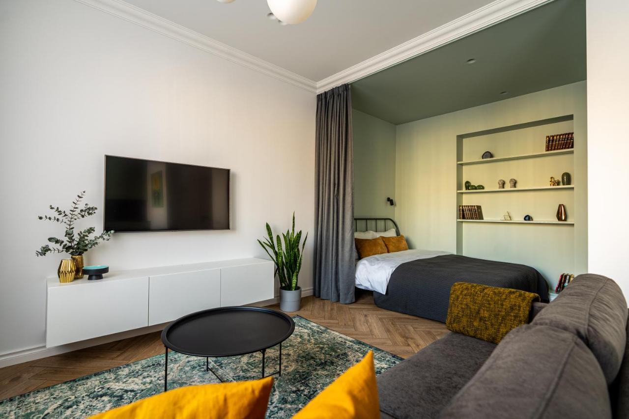 Cozy In Center Apartament *